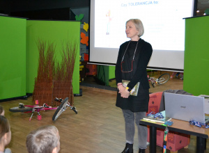 Ewa Martynkien– autorka książek w naszej szkole.